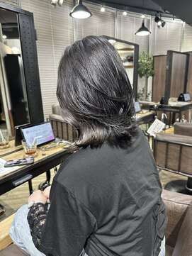 アルカナ 明治神宮前原宿(ARCANA) 斜めバンググレージュカラーシルキーベージュ　マッシュパーマ