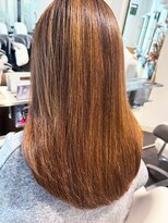 美容室フルール&nbsp;20代30代40代シークレットハイライト立体感キャメルブラウン