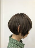 ナチュラルマッシュショートボブ