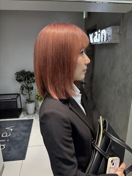 ヴェイン 渋谷(vain) コーラルピンク×ボブカット