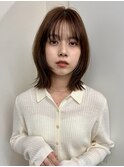 ミディアムレイヤー レイヤーカット くびれヘア