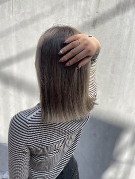 シャトン 中崎(chaton) 極細ハイライトのデザインヘアカラー