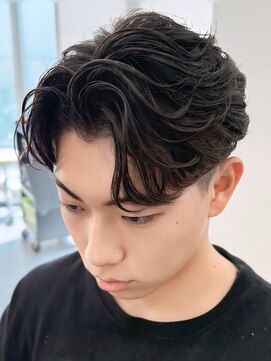 バース バイ ハピネス(BIRTH by happiness) 奈良men'sフェザーパーマフェザーショート