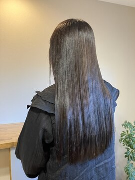 リポゾ(Riposo.) ダークブラウン・ロングヘア