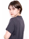 小顔　黒髪