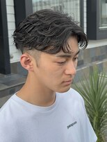 ヘアーアトリエ ラフェル(hair atelier Rafel) フェザーパーマ センターパート