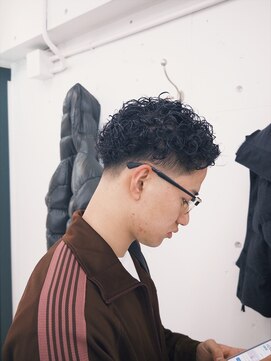 ウェルネス(Wellness) オールバックパーマ