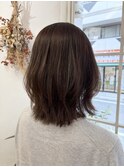 巻けるストレートアッシュブラウン2026くびれウルフ簡単