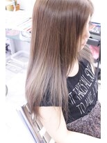 ストロベリーロックス 赤羽1番街店&nbsp;グラデーションカラー グレーアッシュ グレージュ