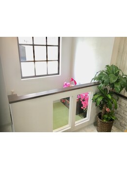 【今福鶴見駅5分】キッズスペースあり☆お子様連れでも周りを気にせず過ごせるアットホームなサロンです♪