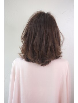 ヴィバラヘアー 別府駅前店(VIVA LA HAIR) ふんわりMIXボブ