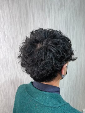 ネウィ グランデ 横浜(newi grande) センターパート/ツイストスパイラル/メンズカット/無造