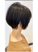 大人かわいい丸みのあるショートボブ