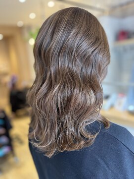 イギー(Iggy) グレージュレイヤースタイル