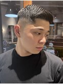 サイドパートスキンフェード