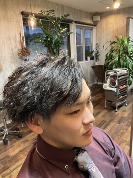 サロンドルポ(salon de RUPO) ツイスト、コーンロウ、バリアート