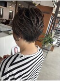 刈り上げショートのハイライト