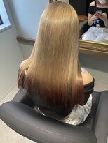 リーアイ(R-ee-i)&nbsp;「艶髪ハイトーン」 縮毛矯正/髪質改善/ハイライト/一宮/一宮駅