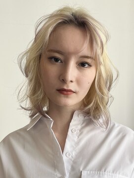 ミンクスリッカ 表参道(MINX RICCa) ハイトーンカラーで作るベージュブロンド