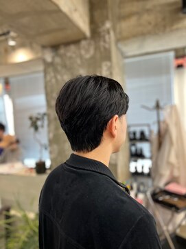 リラクオーレメンズ(LIRA CUORE men's) ナチュラルセンターパート