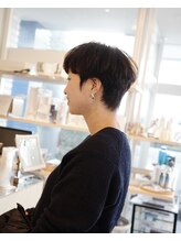 癖を味方にする「質感調整」癖毛だからとショートを諦めていませんか？