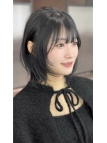 ビューエヒメ(VIEW EHIME)&nbsp;小顔黒髪レイヤーカット×アッシュカラー20代30代40代