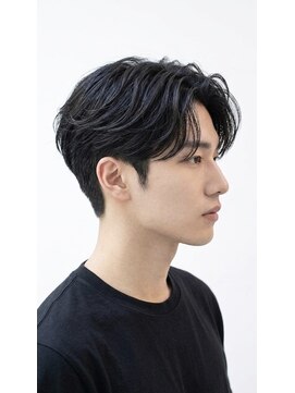 クオンヒール 堺筋本町店(QUON HEAL) 毛流れセンターパート×ニュアンスパーマ
