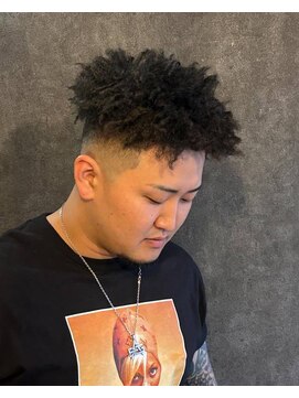 ログ(.6 ROGU) 松山メンズカット/バーバー/シェービング/フェード/メンズパーマ