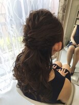 シュエット(Chouette)&nbsp;ねじりのハーフアップ