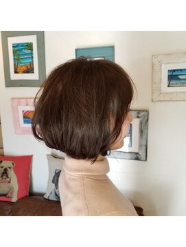 シュシュ(chou chou) アッシュブラウンボブ