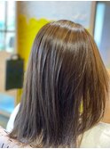 オフィスで浮かない“ハイライトカラー”