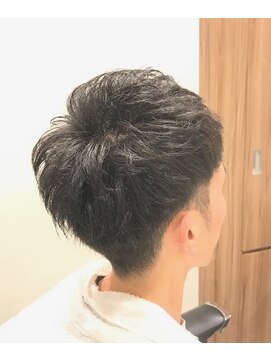 ネクサスアンドコー 錦糸町店(NEXUS&Co.) ショートマッシュ/ツーブロック