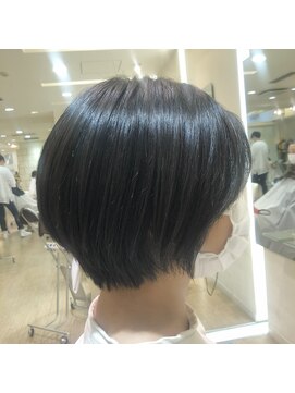 レンジシキチジョウジ (RENJISHI KICHIJOJI) ショートボブ【RENJISHI AKN】