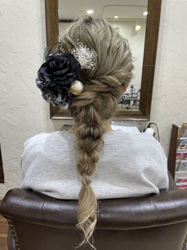 ヘアーアンドスパ ルーチェ(hair&spa Luce) あみおろしヘア