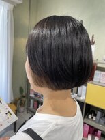 ジェムバイアルテフィーチェ(gem by artefice)&nbsp;丸みボブ×インナーカラー