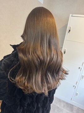 エル 新小岩(elu) 美髪/ワイドバング/レイヤーカット/くすみベージュ/新小岩駅