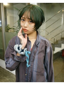 レコ 渋谷(LECO) グリーンカーキハイトーンケアブリーチレディースショート