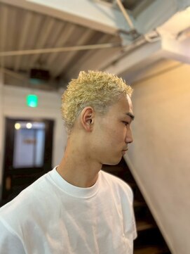 ビーバイエイトジェンツ(Bee by EIGHT GENTS) サーフカール/スパイキーショート/ブルーブラック/心斎橋