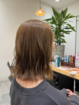 コロレ(COLORE) ミディアムボブ