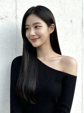 レイヤーカット H 大阪梅田 女性専用サロン 韓国レイヤーカット  ミディアム成人式髮型シルバーアッシュ髪型ショート40代髪型