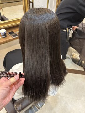 うる艶縮毛矯正