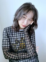 トリッカ 銀座(tricca)&nbsp;くびれミディ/ダークアッシュ/シースルーバング/波巻き
