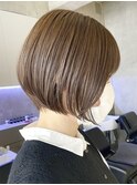 横浜西口イルミナカラーハンサムショートウルフベージュアッシュ
