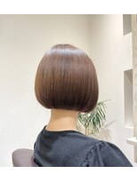 ラフィン(Raffin)&nbsp;首元すっきり大人の丸みボブ