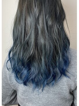 キャラ 池袋本店(CHARA) ネイビーブルーグラデーション【キャラ池袋/chara池袋/三戸】_