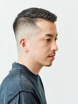 エヌドットバーバー ヒロオ(N.BARBER HIROO) フェードカット　サイドパート