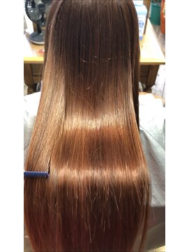 クオーレ(CUORE) ブローなしでサラ艶うる艶にまとまる縮毛矯正/髪質改善