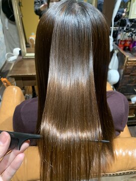 アルコイリスバイドールヘアー(ARCOIRIS by Dollhair) シースルー前髪森ガールラベンダーアッシュ外ハネボブボブカット