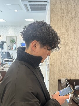 ジーク(SIEG) 波巻きパーマセンターパート