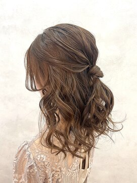 サンルーム(SUN room) 巻きおろしハーフアップ satsuki